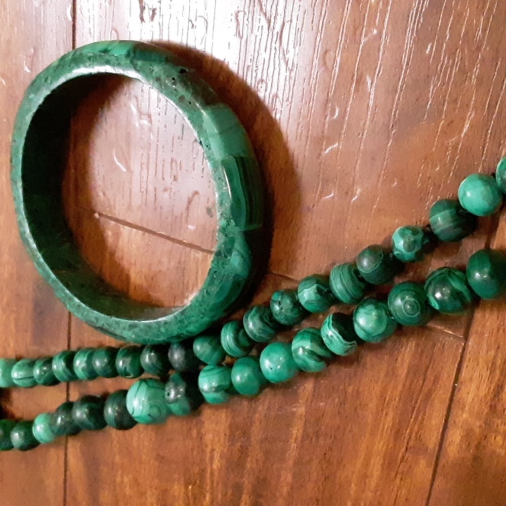 Solid Malachite Stone Necklace And Bracelet - image 4